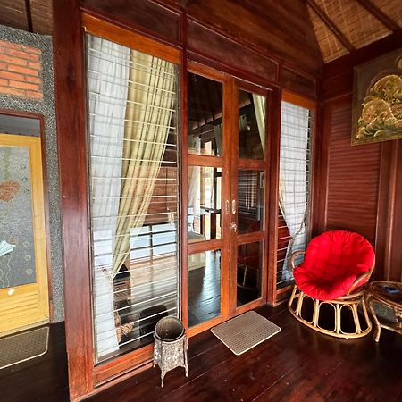 Giri Hill Homestay Nusa Dua  Buitenkant foto