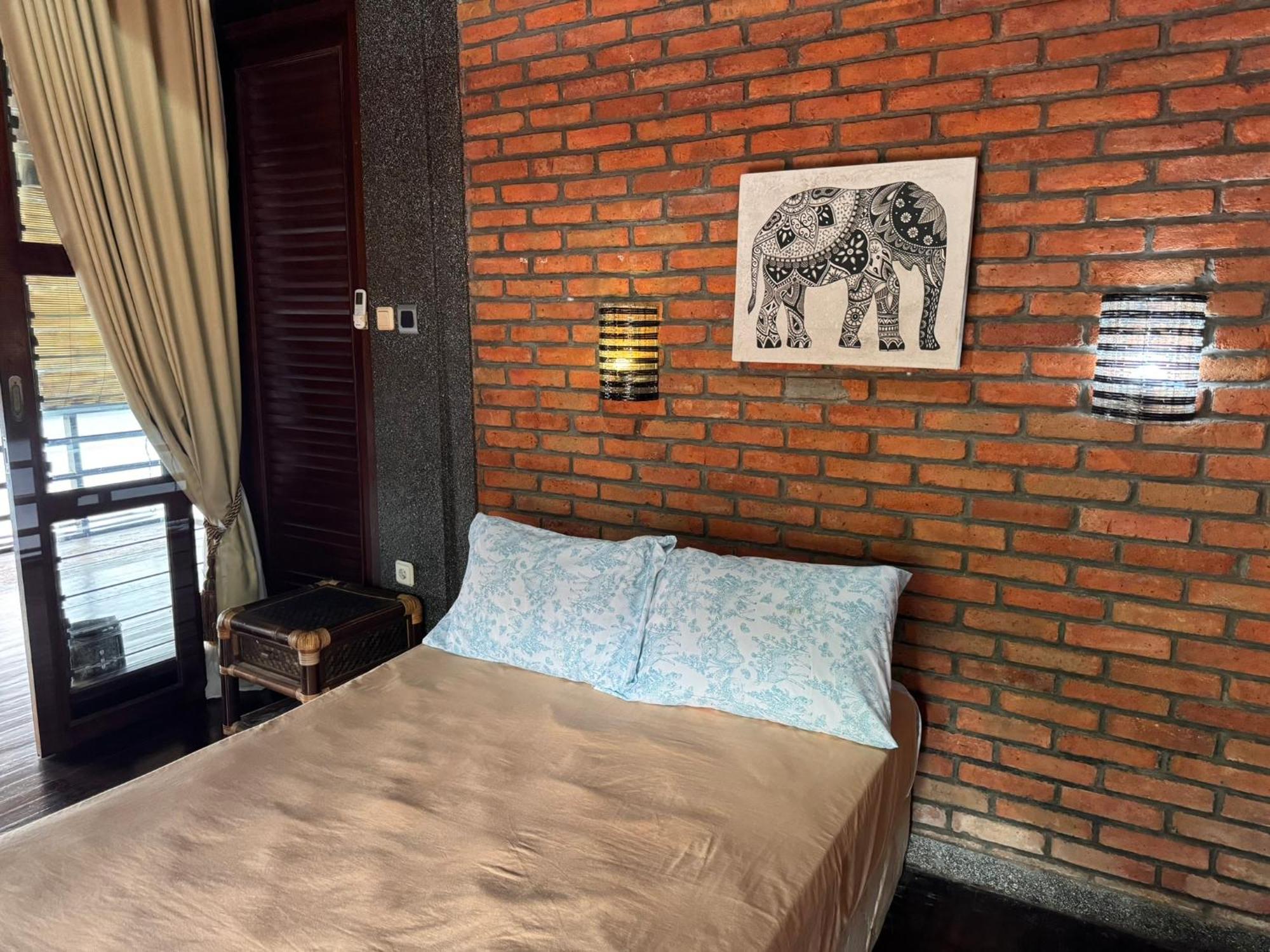 Giri Hill Homestay Nusa Dua  Buitenkant foto