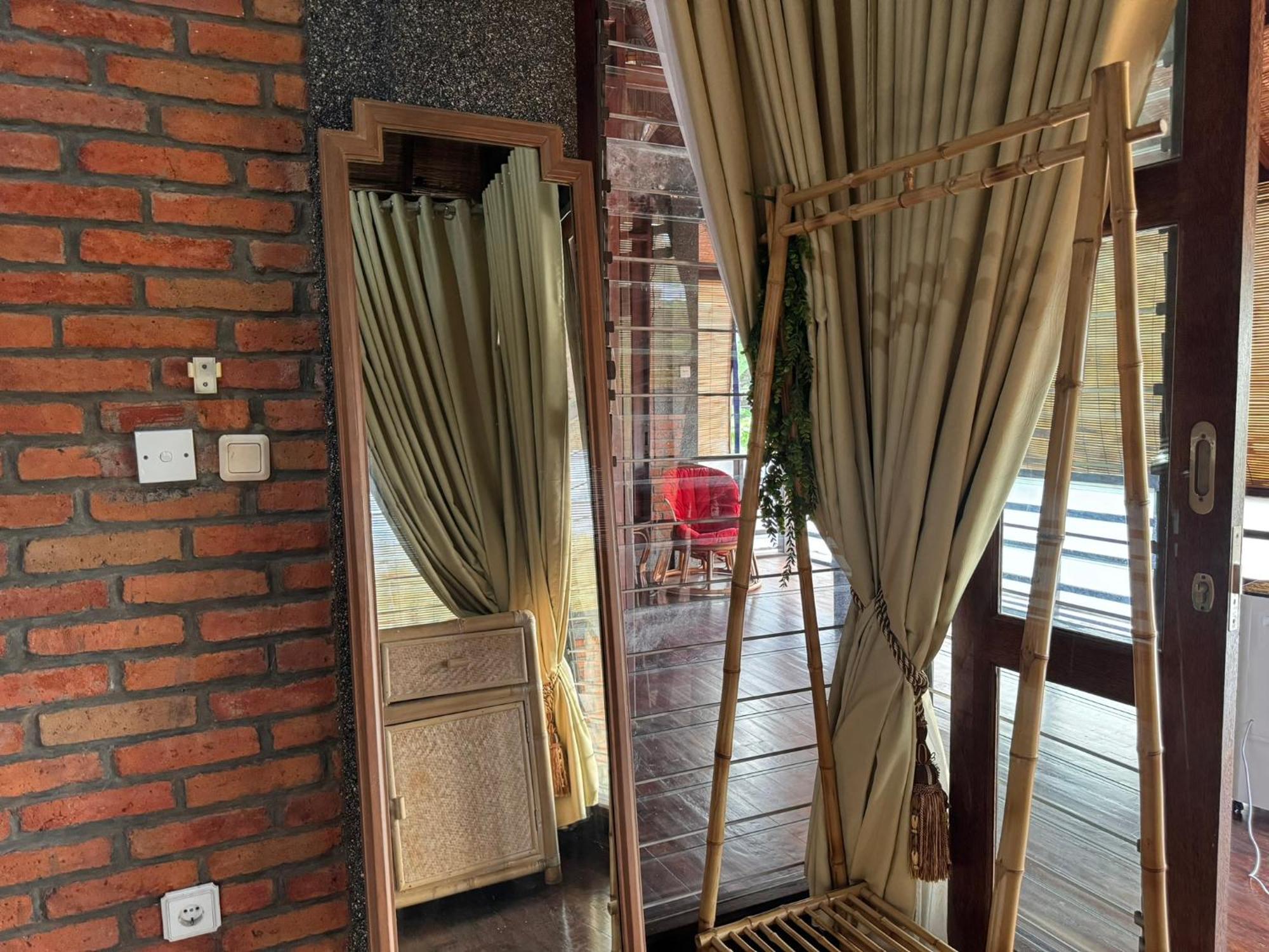 Giri Hill Homestay Nusa Dua  Buitenkant foto