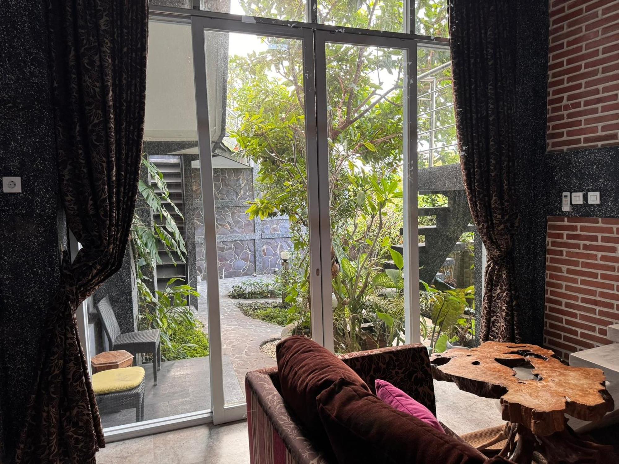 Giri Hill Homestay Nusa Dua  Buitenkant foto
