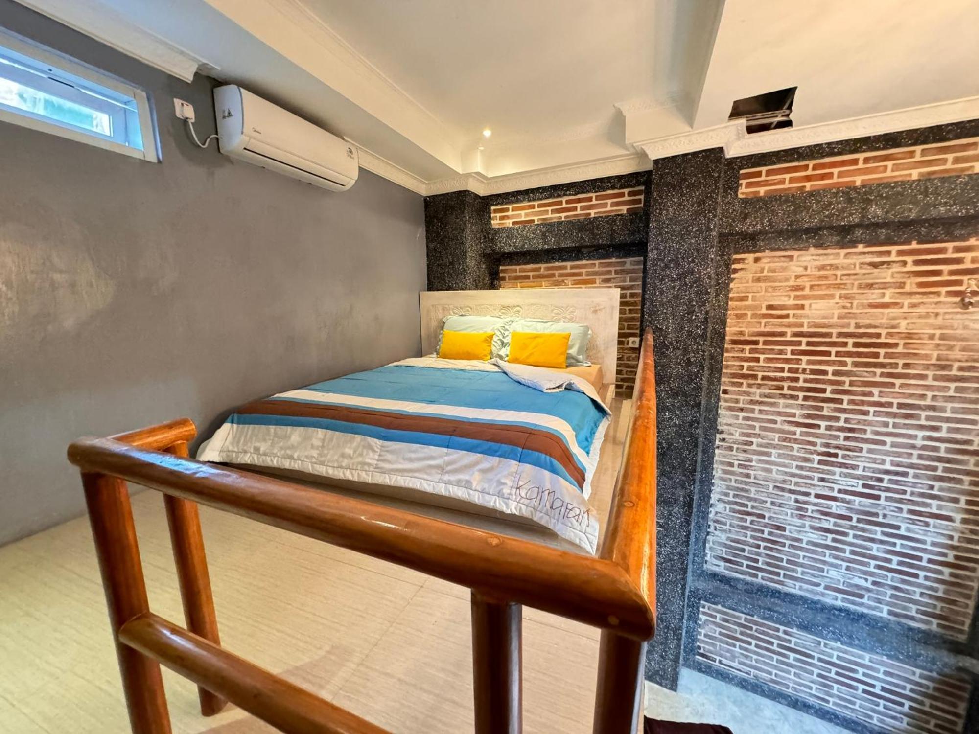 Giri Hill Homestay Nusa Dua  Buitenkant foto